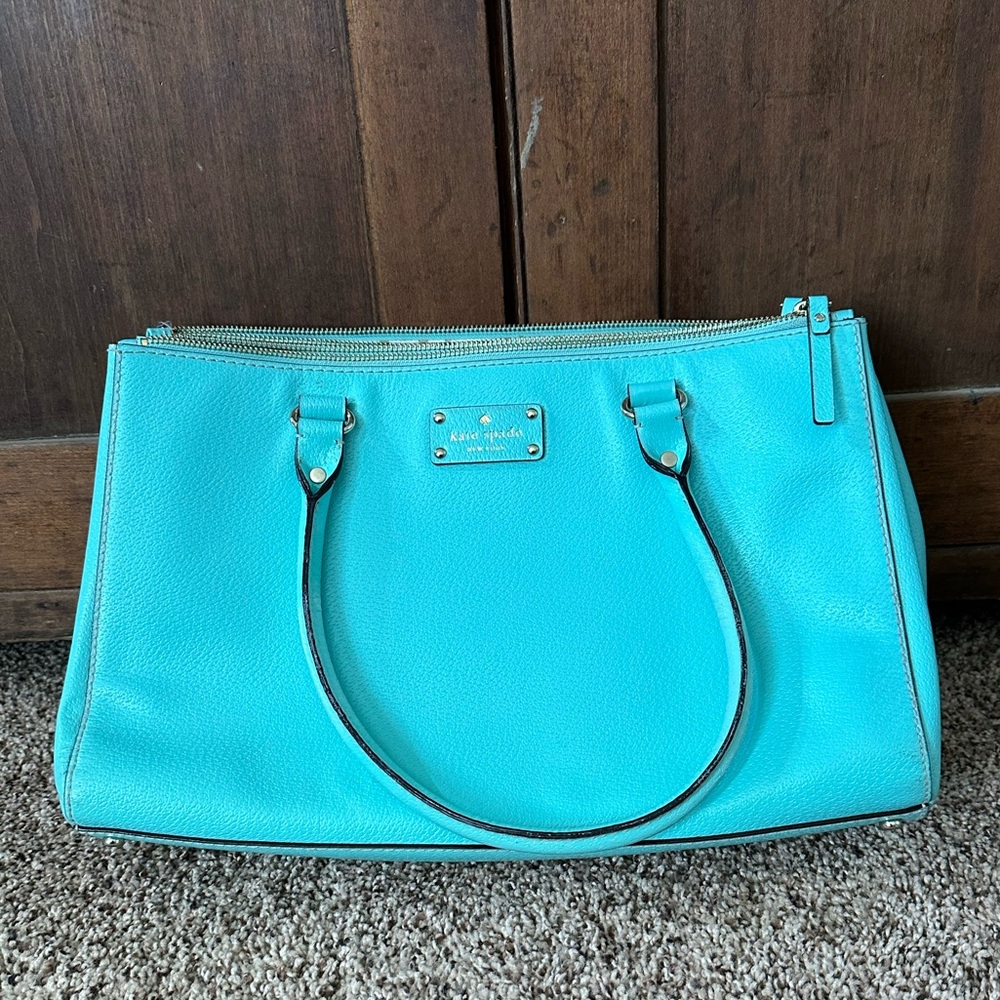 Lightly used Kate spade purse